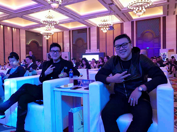 1516341012140877.jpg 04.jpg